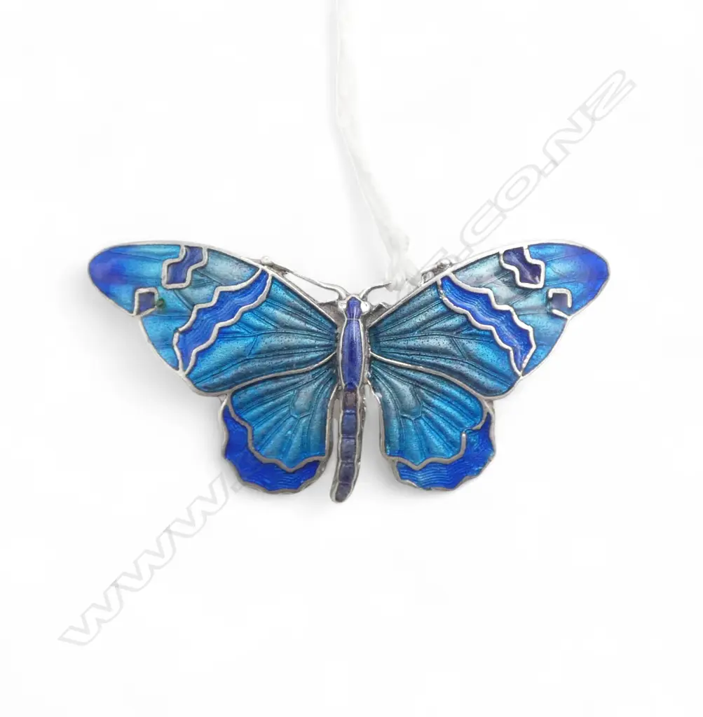 VINTAGE 'SILVER' & BLUE ENAMEL BUTTERFLY BROOCH Image 1++