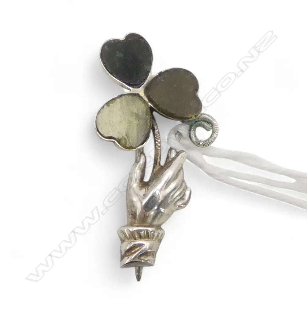 Edwardian AGATE 3 LEAF CLOVER & HAND BROOCH Birmingham 1907 Image 1++