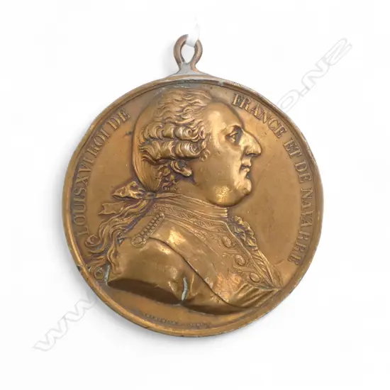 BRONZE MEDALLION 'LOUIS XVI ROI DE FRANCE ET DENAVARRE' with suspension loop. Dia.52mm.