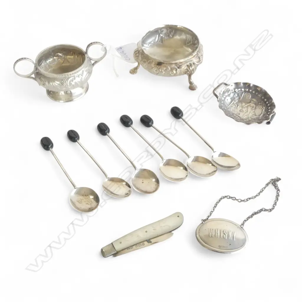 ASST. STG SILVER INCL. MoP POCKET KNIFE 145gms Image 1++