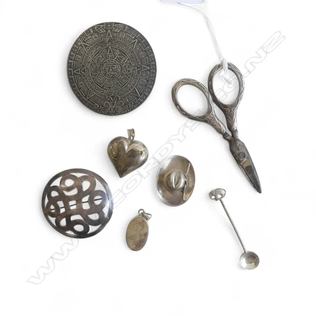 ASST. STG SILVER JEWELLERY, 88gms Image 1++