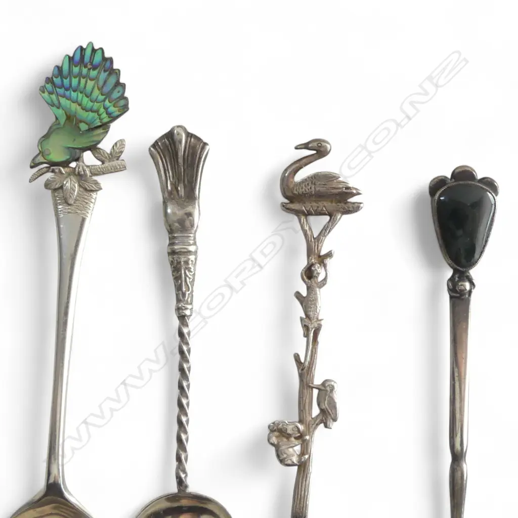 6 SILVER TEASPOONS, 66gm plus 1 PLATED Image 1++
