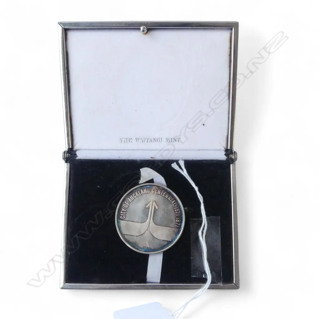 STG SILVER TOKEN, CITY OF AUCKLAND CENTENNIAL 1871 1971, BOXED 35gms Image 1++