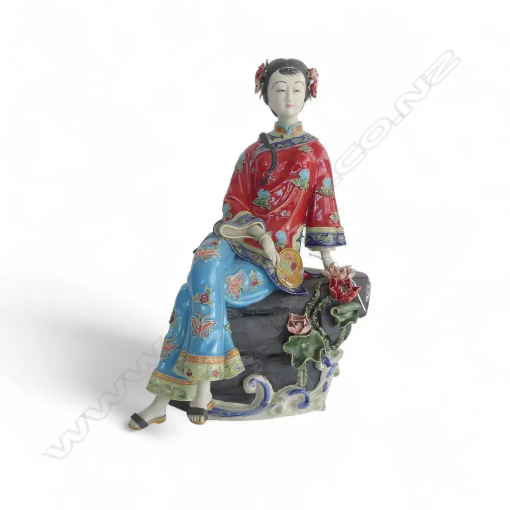 20thc HAND PAINTED CHINESE PORCELAIN FIGURE OF A CLASSICAL BEAUTY ON TIMBER BASE (FAULTS SMALL BREAK)  475 mm (H) Image 1++