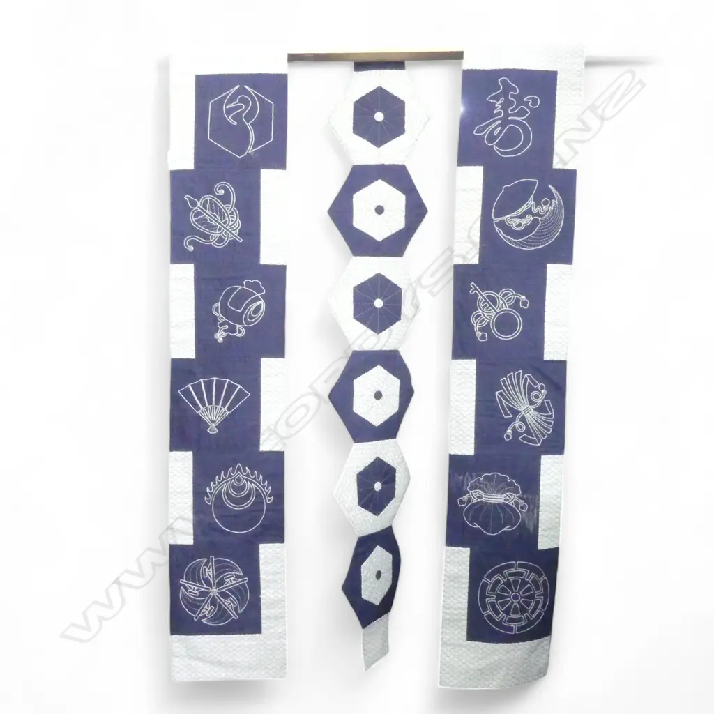 QUILTED JAPANESE HANGING 1580x1130mm Image 1++