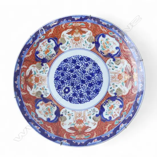 LARGE IMARI CHARGER, c.1900, Dia.470mm