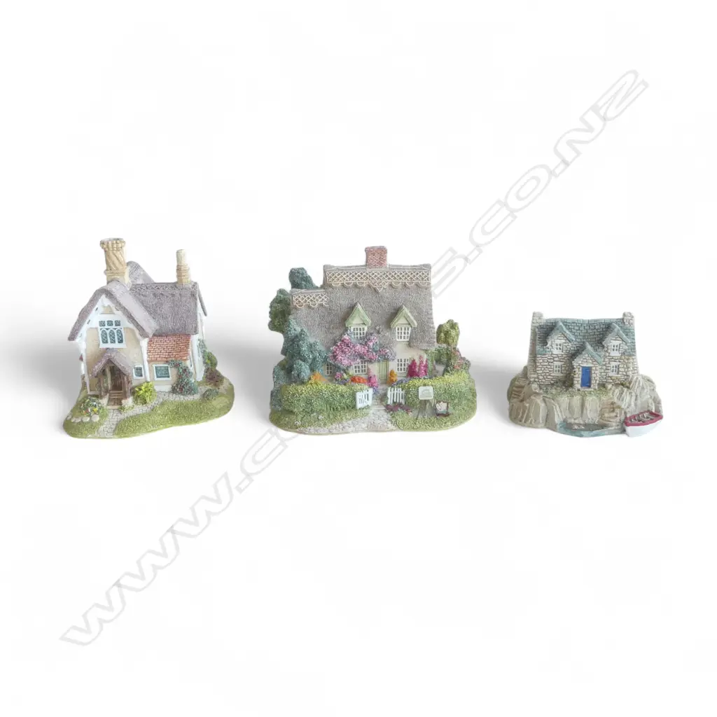 3 LILLIPUT HOUSES Image 1++