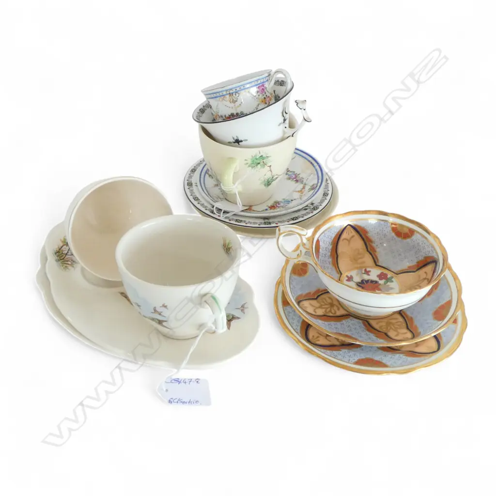 2 ALFRED MEAKIN TENNIS SETS, 2 ROYAL DOULTON C/S, HAMMERSLEY TRIO & C/S Image 1++