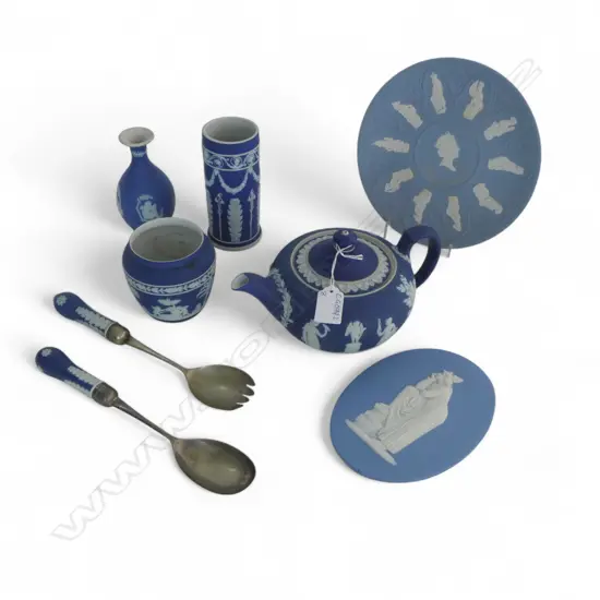 8 PCES WEDGWOOD BLUE JASPER WARE; TEAPOT, 3 VASES, PLATE 215mm dia, PR SERVERS, PLAQUE