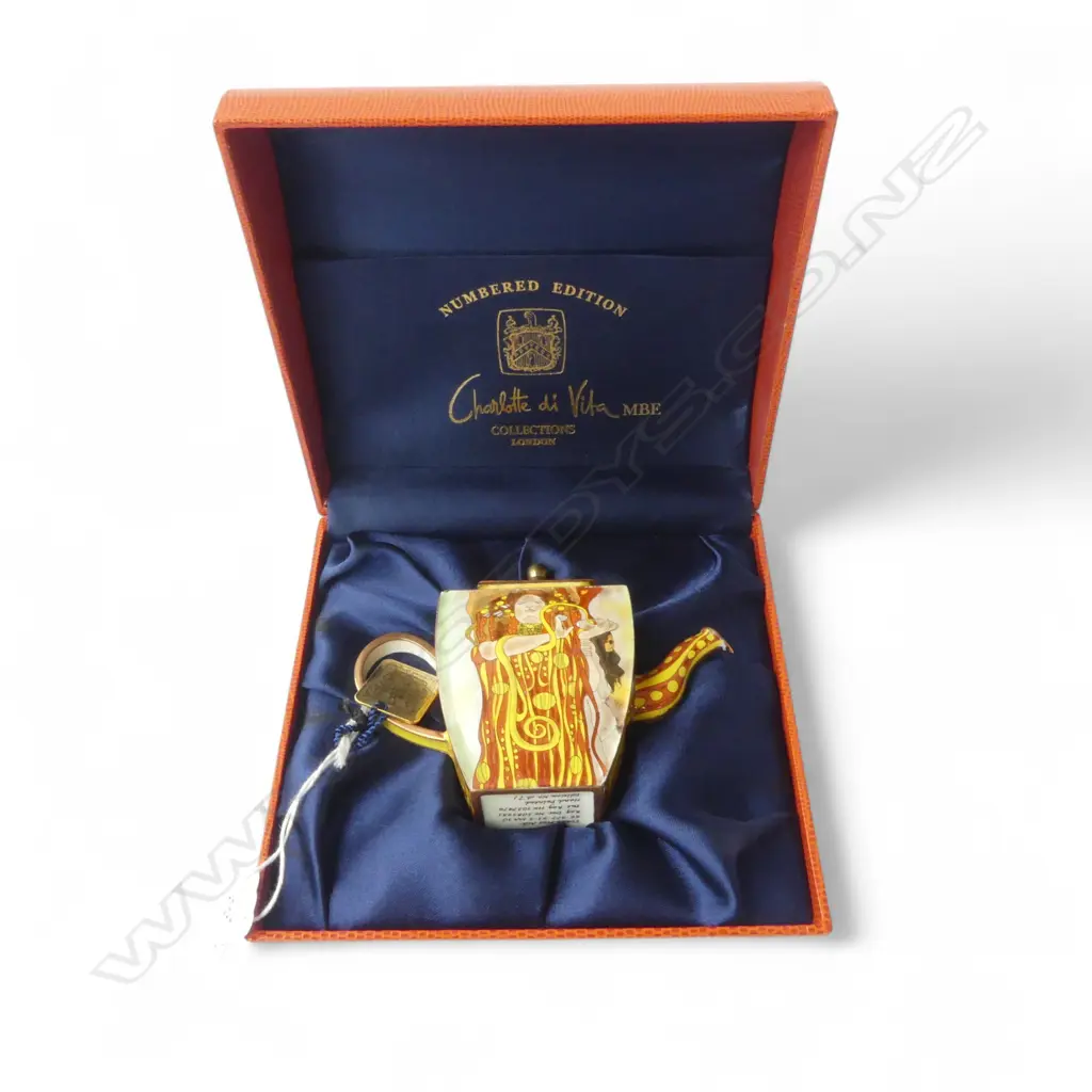 CHARLOTTE DI VITA HAND PAINTED ENAMEL on copper G. Klimt MINIATURE TEAPOT H.90mm numbered 471, box & booklet. 2001-2002 Image 1++