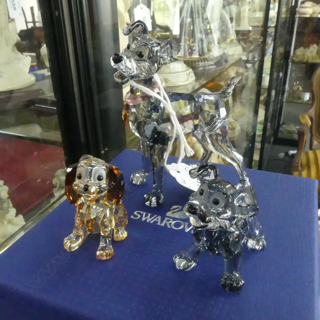 3 SWAROVSKI DISNEY DOGS, ALL BOXED Image 1++