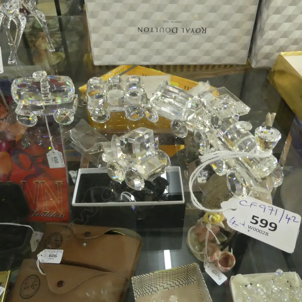 5 PCE SWAROVSKI TRAIN (ENGINE L.65mm) 1 CARRIAGE AF Image 1++