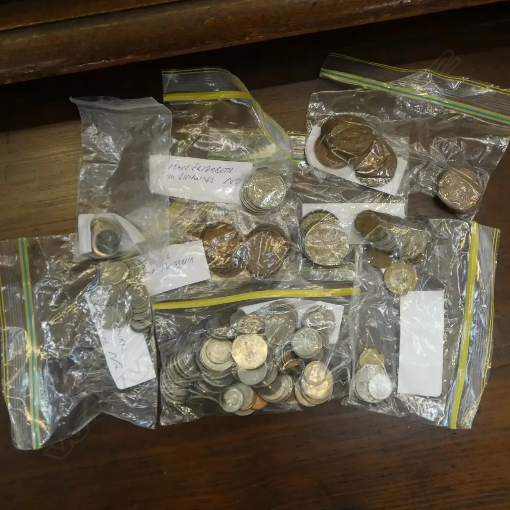 COLLECTION OF ASST. COINS etc Image 1++