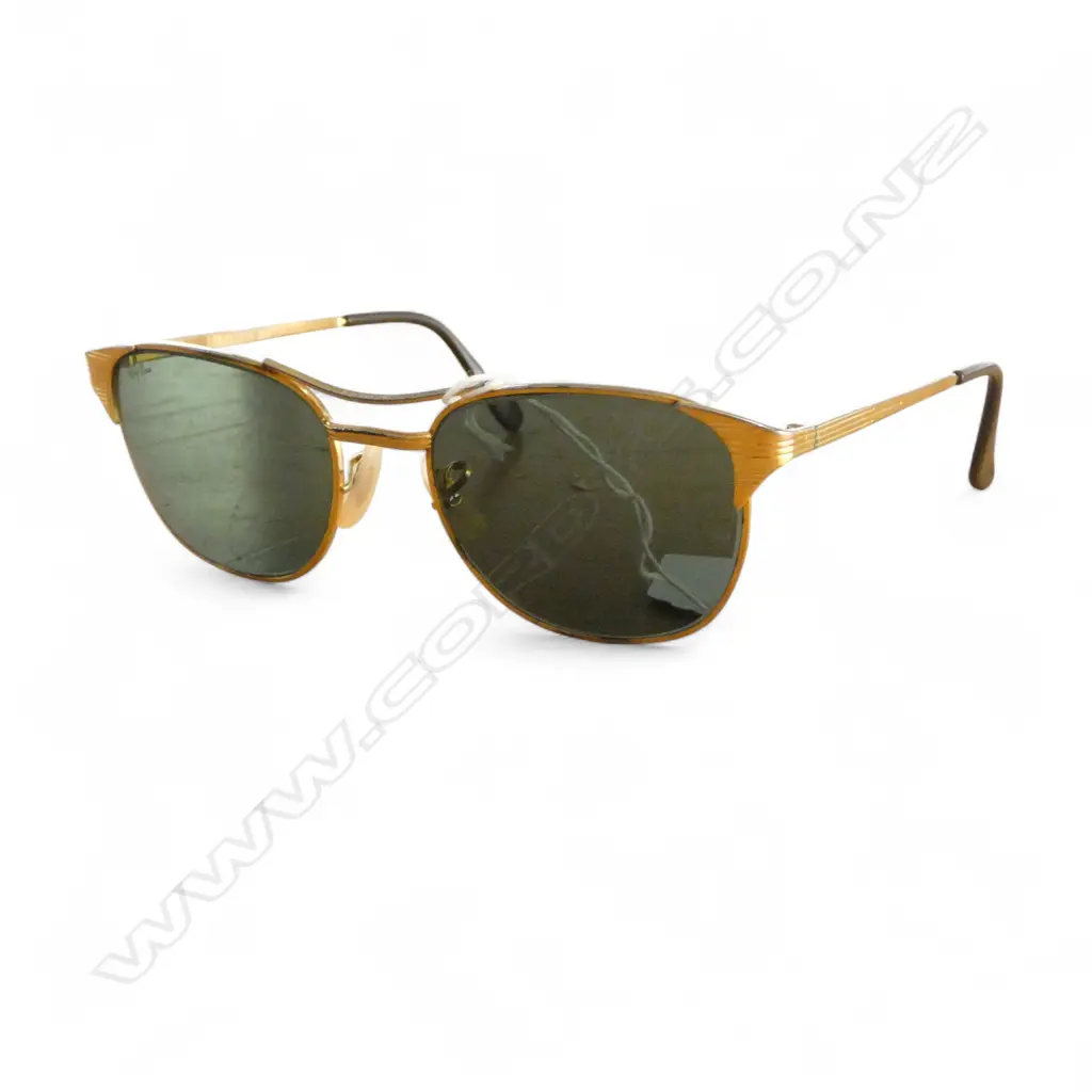 PR RAY-BAN SIGNET SUNGLASSES, CASED Image 1++