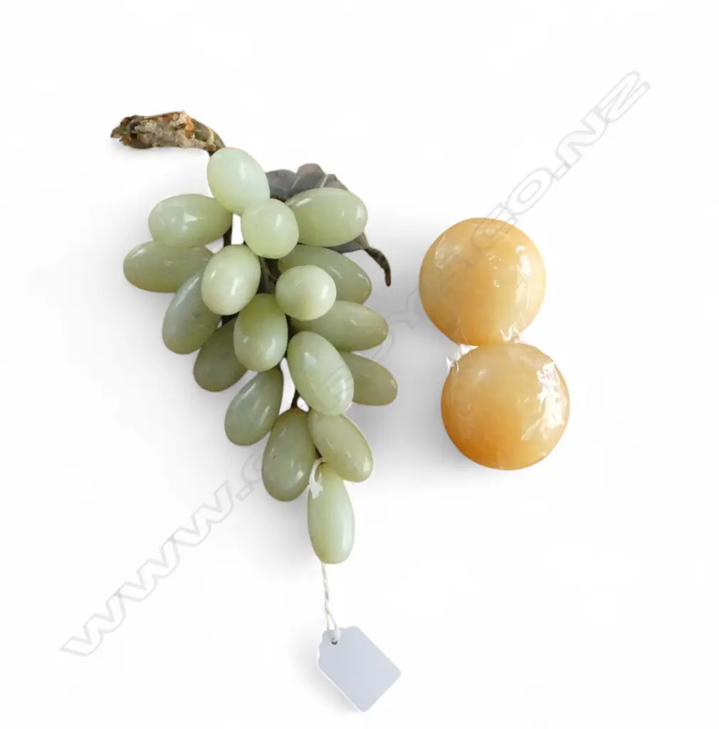 STONE GRAPES L.200mm + PR STONE BALLS Image 1++