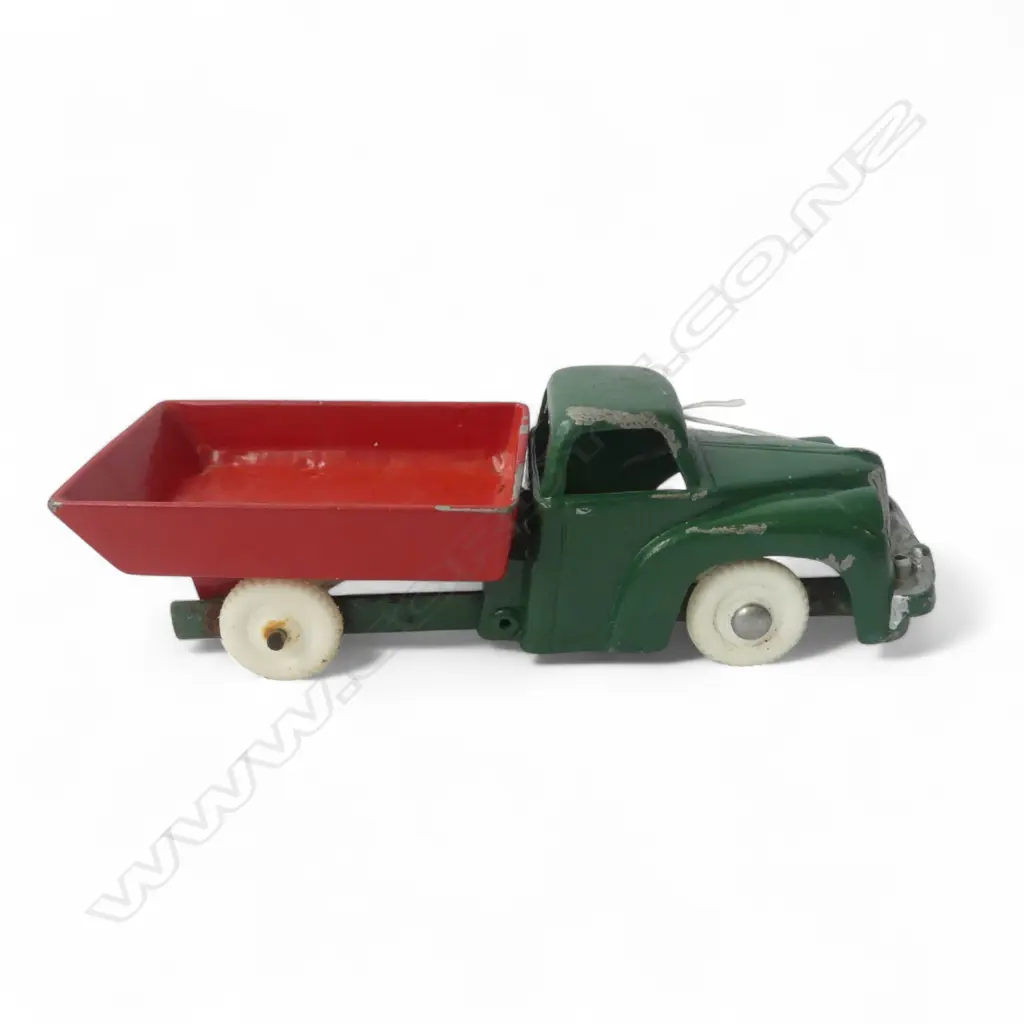VINTAGE FUN HO TIP TRUCK PAINTED (LATER) RED & GREEN, L.255mm Image 1++