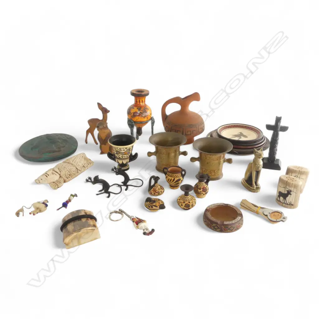 ASST. WORLD SOUVENIR ITEMS INCLDS WOOLLY MAMMOTH IVORY Image 1++