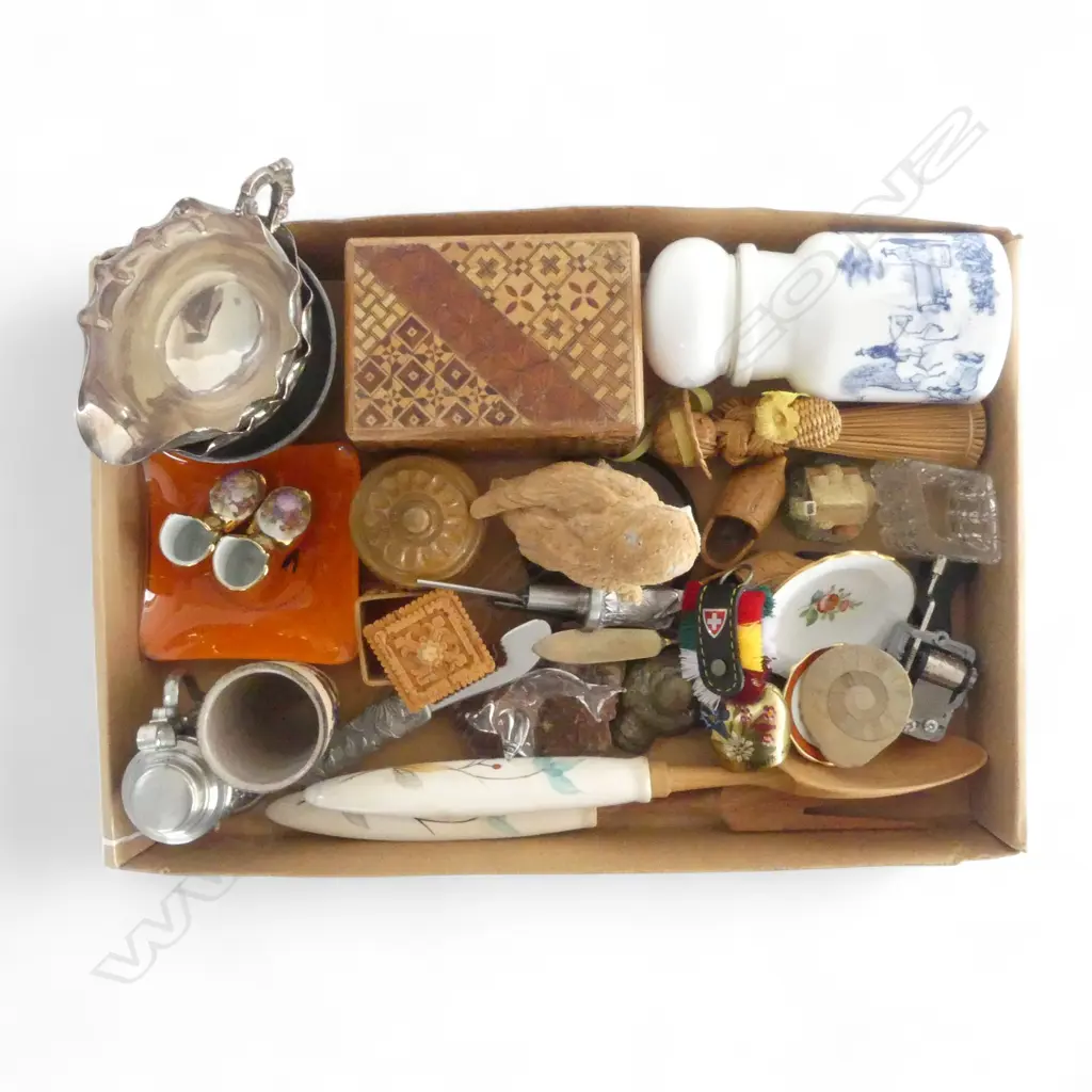 ASST. SML COLLECTABLES Image 1++