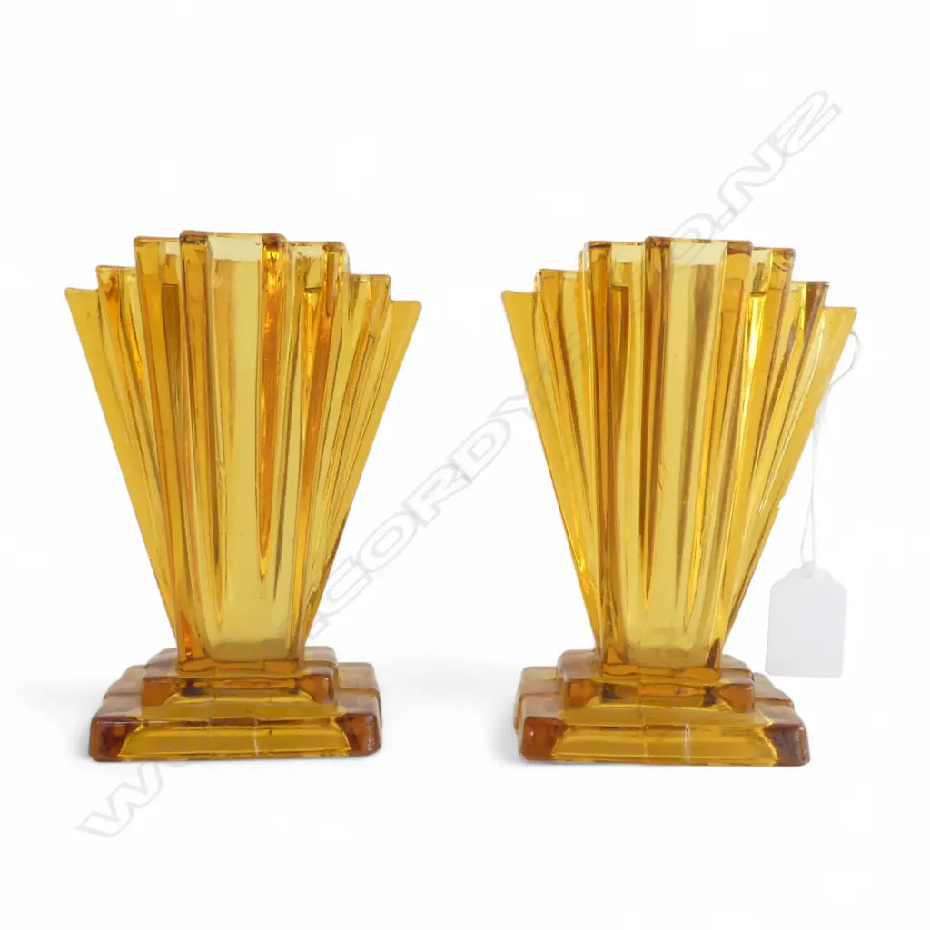 PR DECO AMBER GLASS VASES H.155mm Image 1++