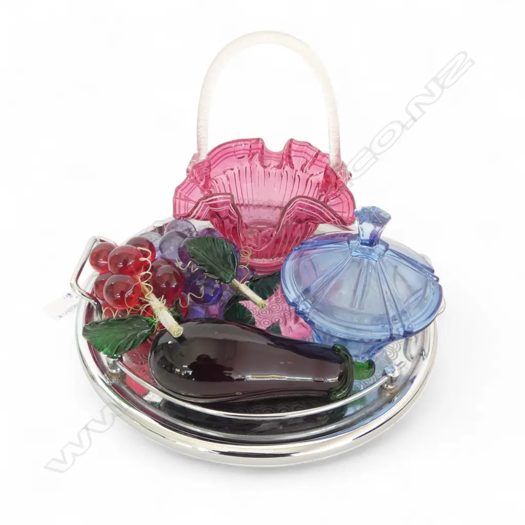 VINTAGE CHROME TRAY + 5 PCES GLASS  Image 1++