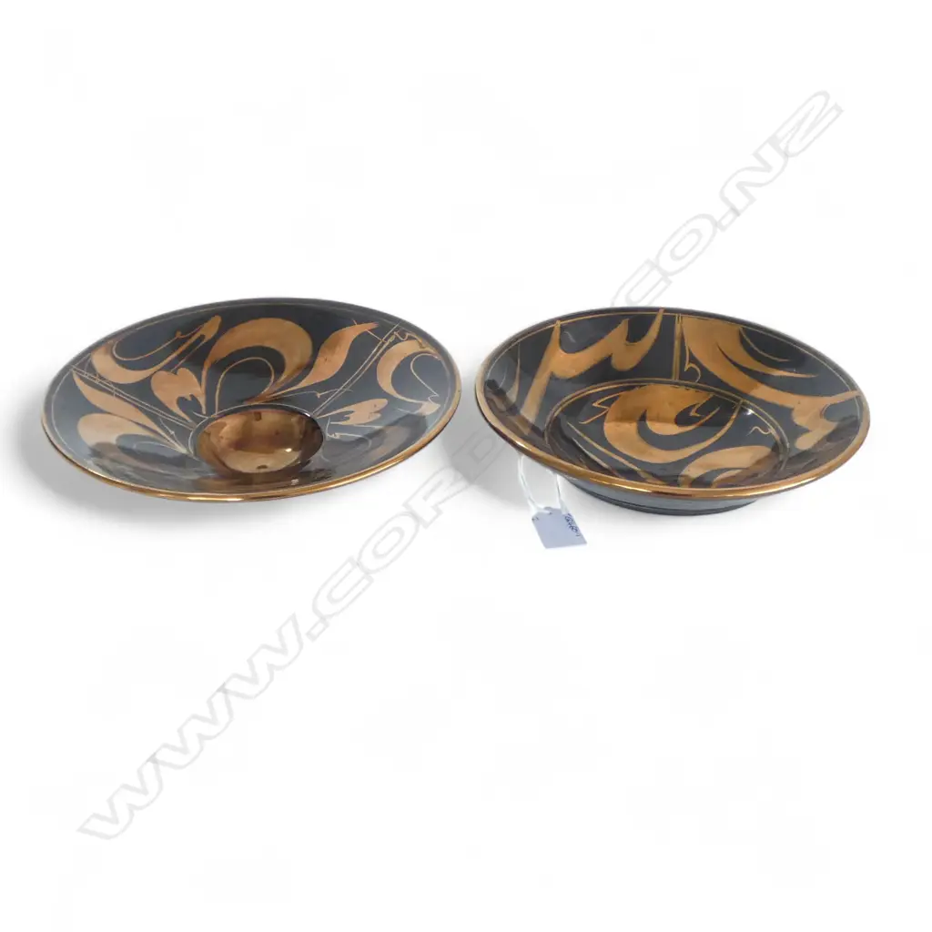 2 PETER COLLIS BOWLS Dia.230mm gilt & red highlights Image 1++