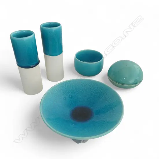 5 PCES STUDIO POTTERY ATTRIB. TO PETER COLLIS H.165mm