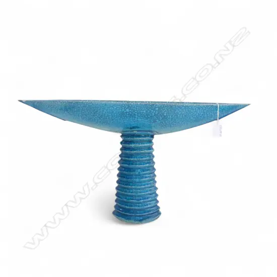 N.Z. STUDIO POTTERY PEDASTAL VASE H.320 W.610mm repair/fault