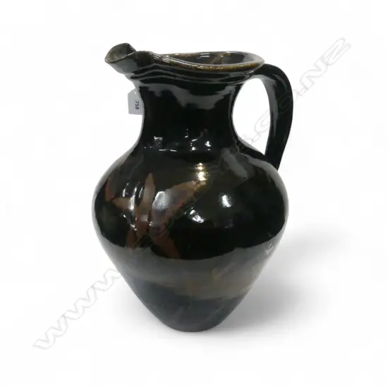 LG N.Z. STUDIO POTTERY JUG tenmoku glaze H.390mm small chip