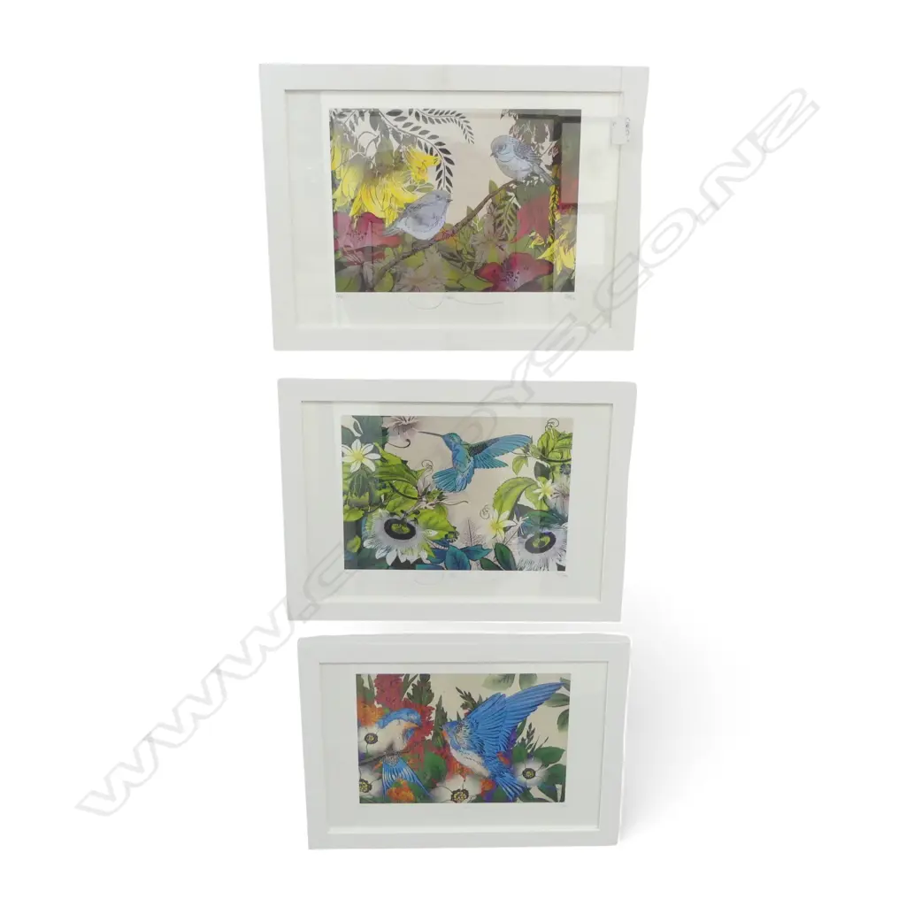 3 FLOX BIRD EDITIONED PRINTS; 357/500, 348/500 + 328/500, 290x490mm Image 1++