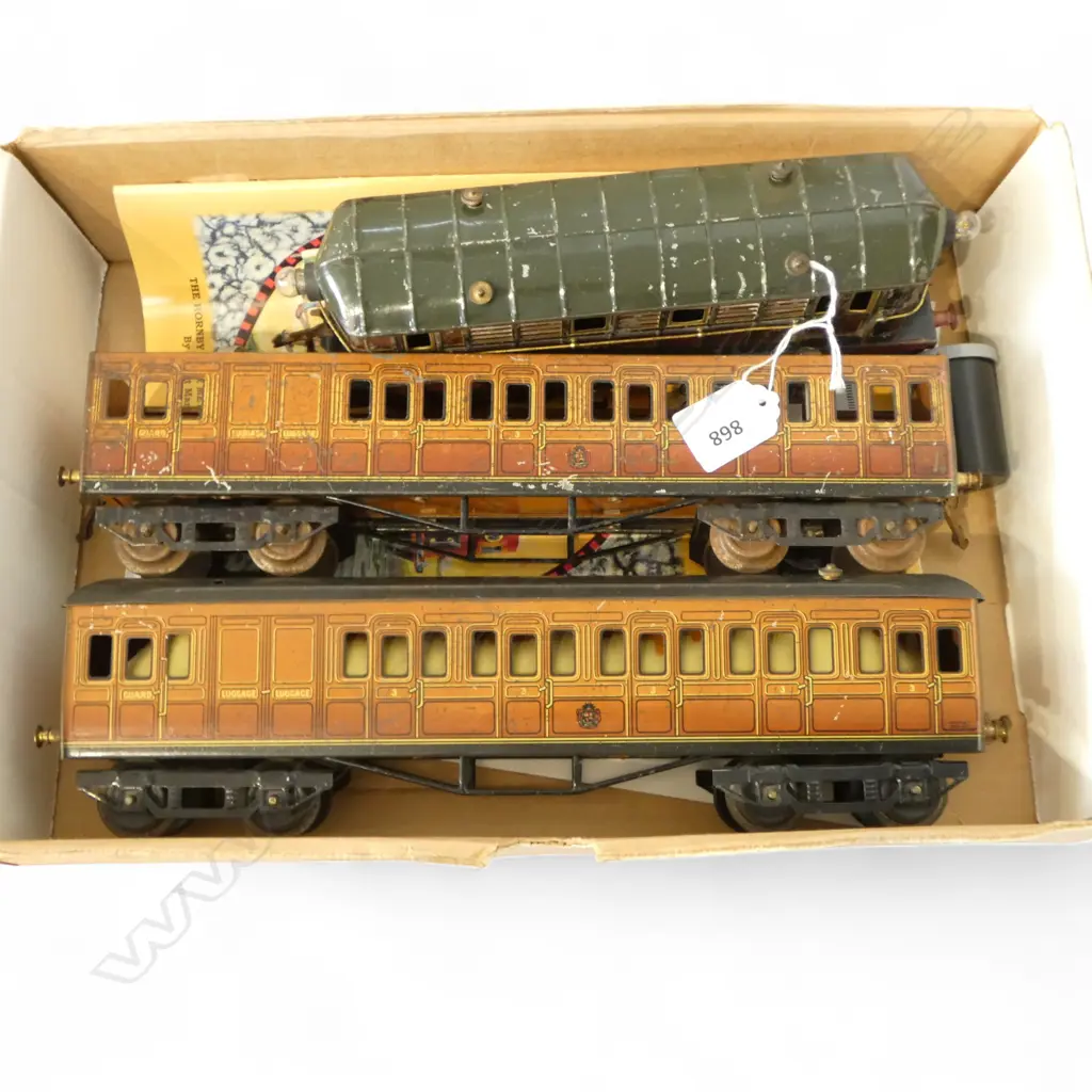 HORNBY ELECTRIC METROPOLITAN ENGINE L.250mm & 2 CARRIAGES L.310mm Image 1++