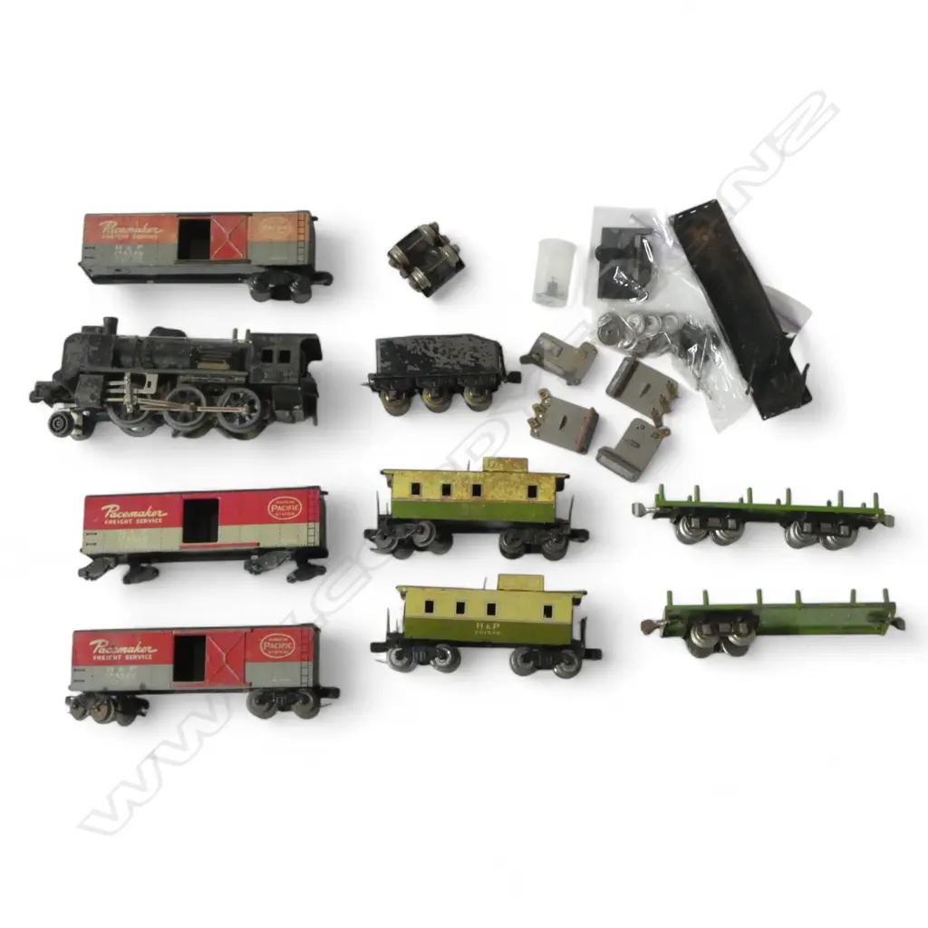 SAKAI O GAUGE ELECTRIC ENGINE TENDER 6 CARRIAGES & PARTS Image 1++