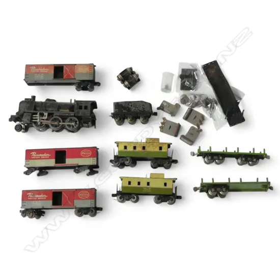 SAKAI O GAUGE ELECTRIC ENGINE TENDER 6 CARRIAGES & PARTS