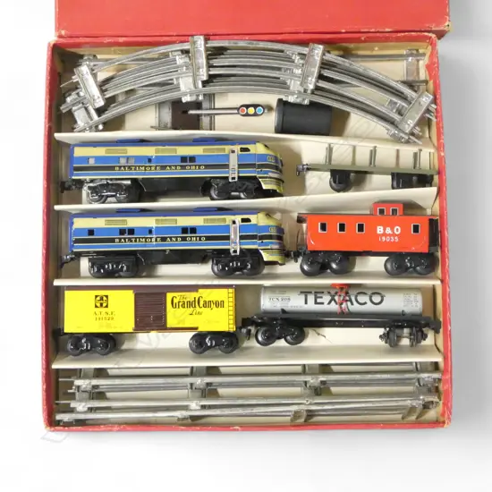 BOXED JAPANESE VINTAGE BATTERY OPERATED LARGE MODEL TRAIN SET L380MM