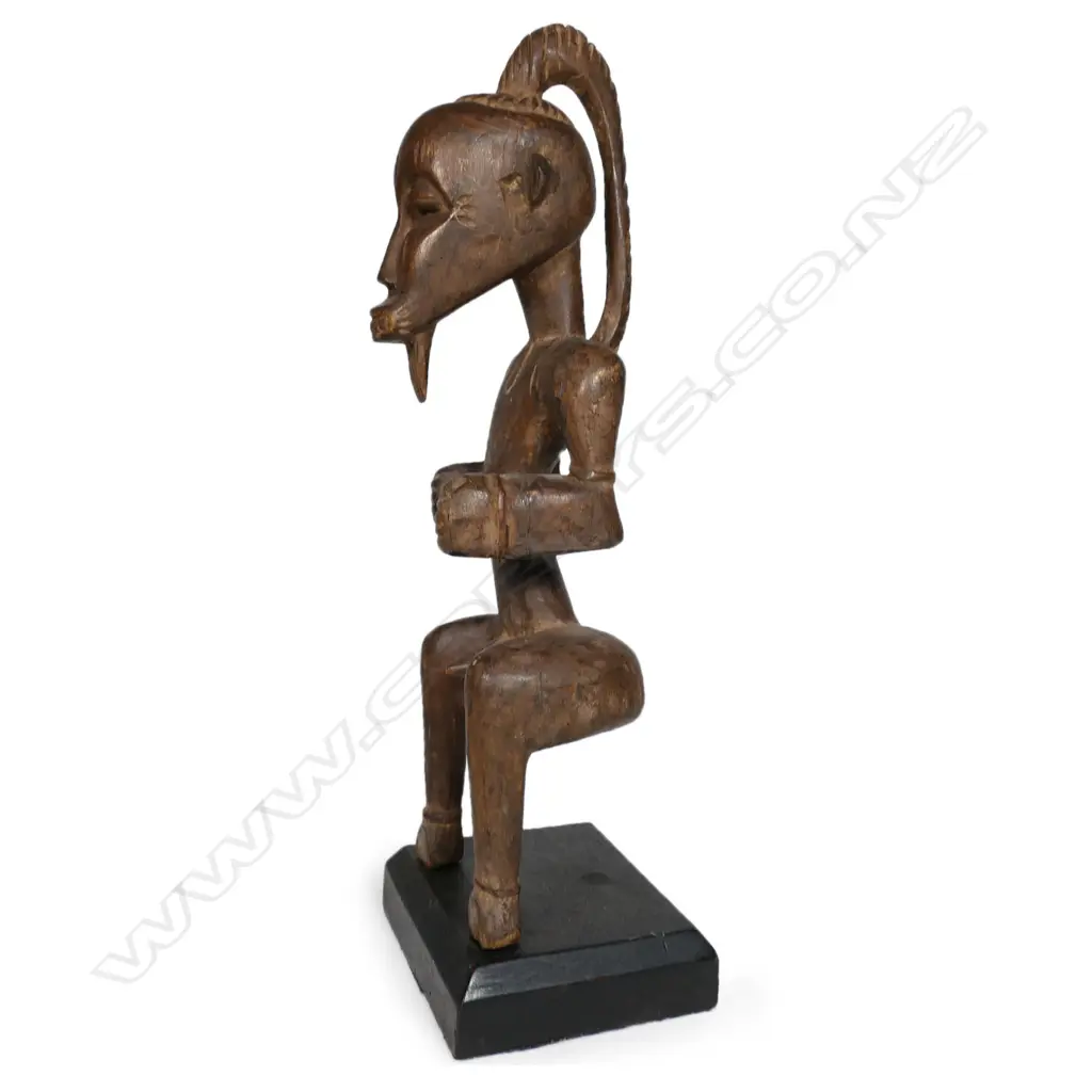 An African Luba Baluba male ancestor figure Image 1++