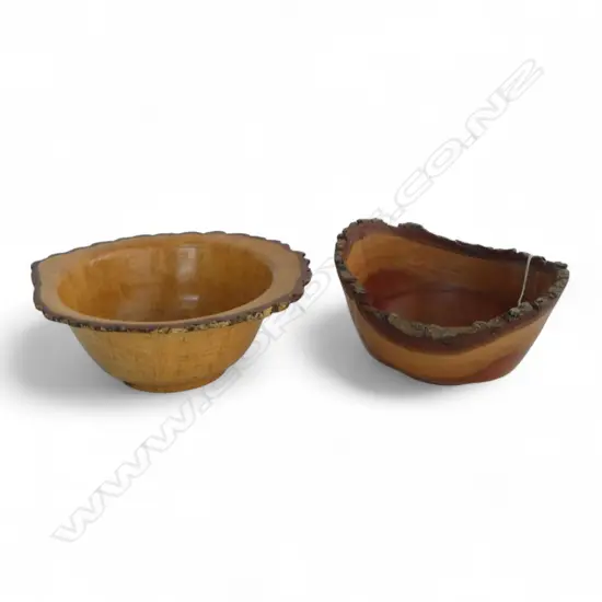 2 TURNED WOOD VESSELS; 'MEMORIAL OAK - PLANTED 1918 AT KENT VALLEY N.Z.' Dia260mm + 'APRICOT N.Z.' W.210mm