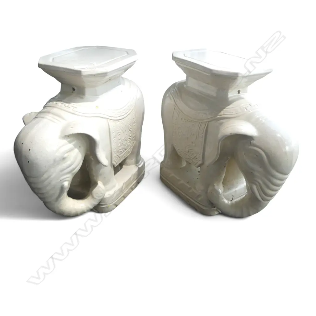 PR WHITE CERAMIC ELEPHANT STOOLS H.500mm Image 1++