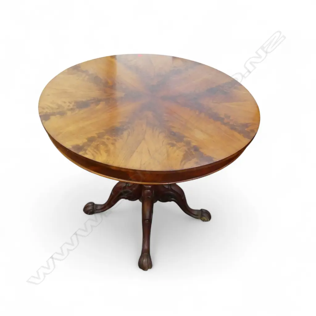 CIRCULAR TABLE IN FLAME MAHOGANY WITH A PEDESTAL BASE 890mm x 730mm Image 1++