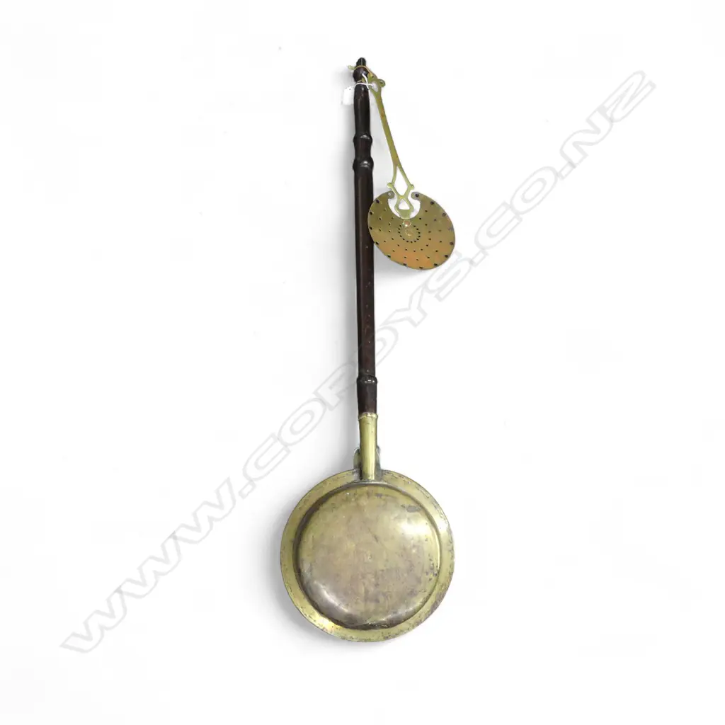 VICTORIAN BED WARMING PAN NO LID + BRASS SKIMMER Image 1++