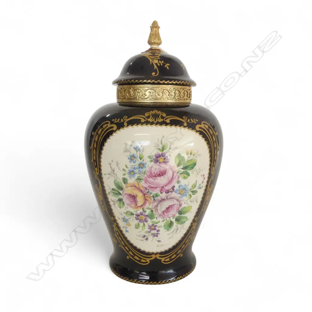 TALL LIMOGE LIDDED URN VASE, H.360mm Image 1++
