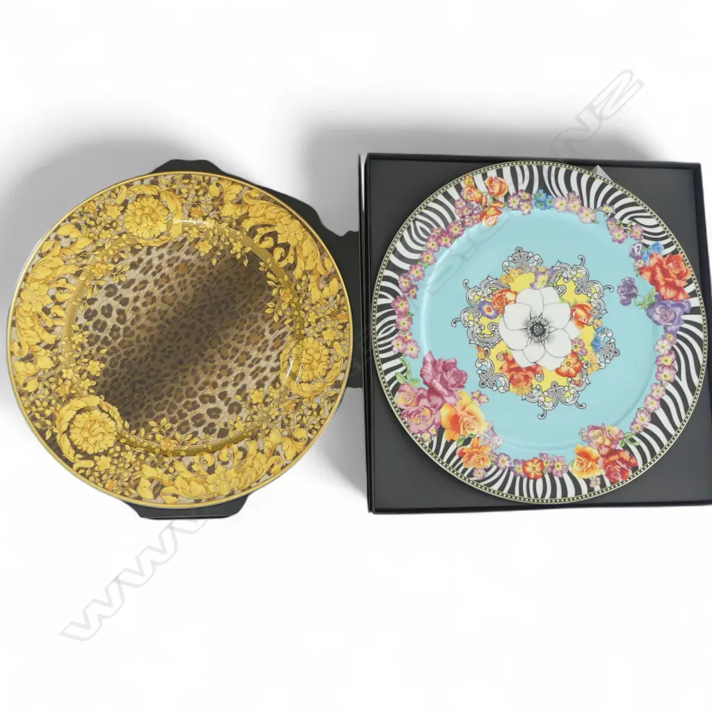 2 BOXED ROSENTHAL VERSACE PLATES Dia.310/330mm. Hot Flowers' & 'Wild Floralla' Image 1++