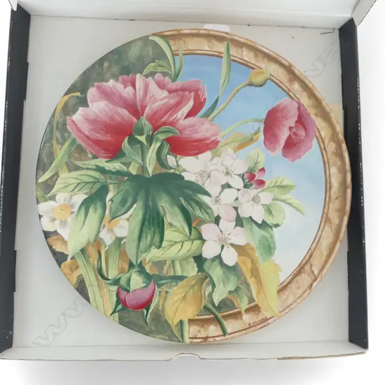 BOXED FRENCH 'GIEN' 'VOLUPTE' PLATTER. Dia.305mm