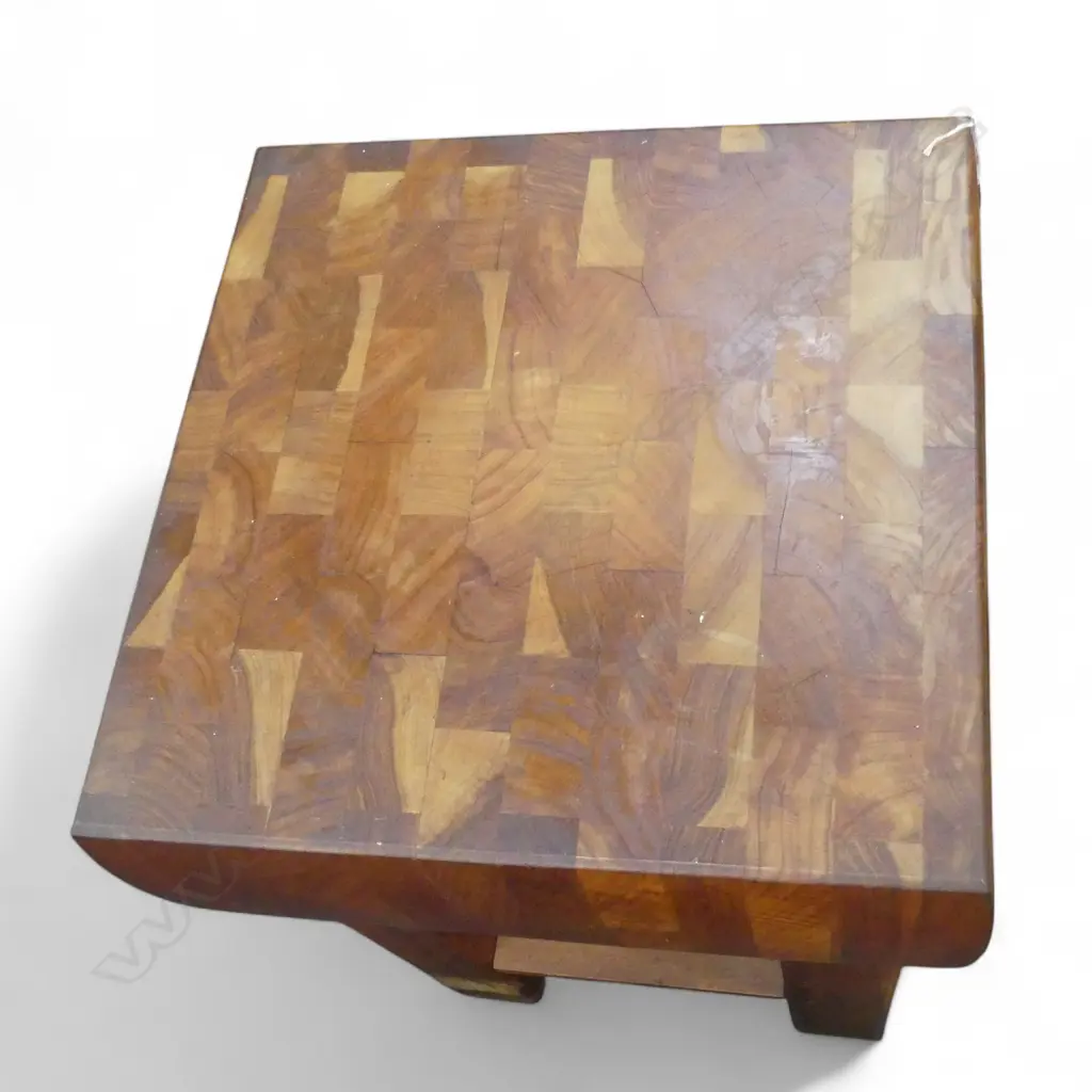 A BUTCHERS BLOCK 900 x 550 x 550mm  Image 1++