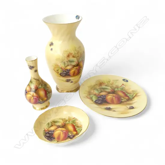 4 PCES ORCHARD GOLD INCL. VASE H.225mm