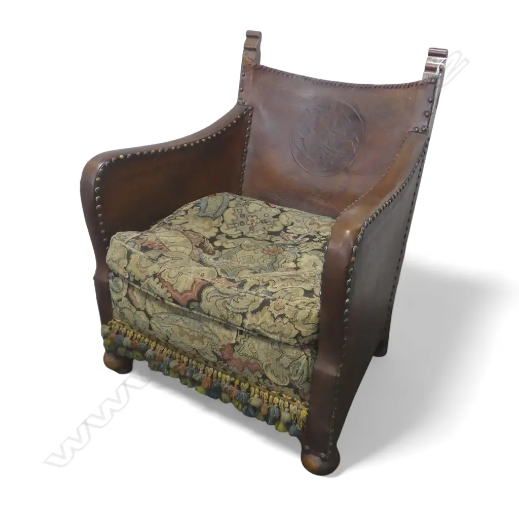 VINTAGE LEATHER FIRE SIDE CHAIR 600x550x750mm Image 1++