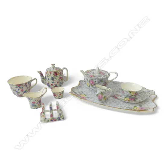 2 PART AOF TEASETS INTERNAL CHIPS TO 1 TEAPOT