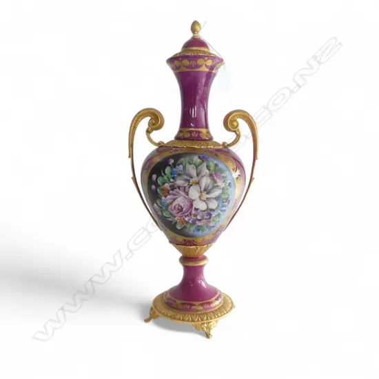 FRENCH SEVRES STYLE PORCELAIN & GILT LIDDED URN VASE, H.440 x 200mm