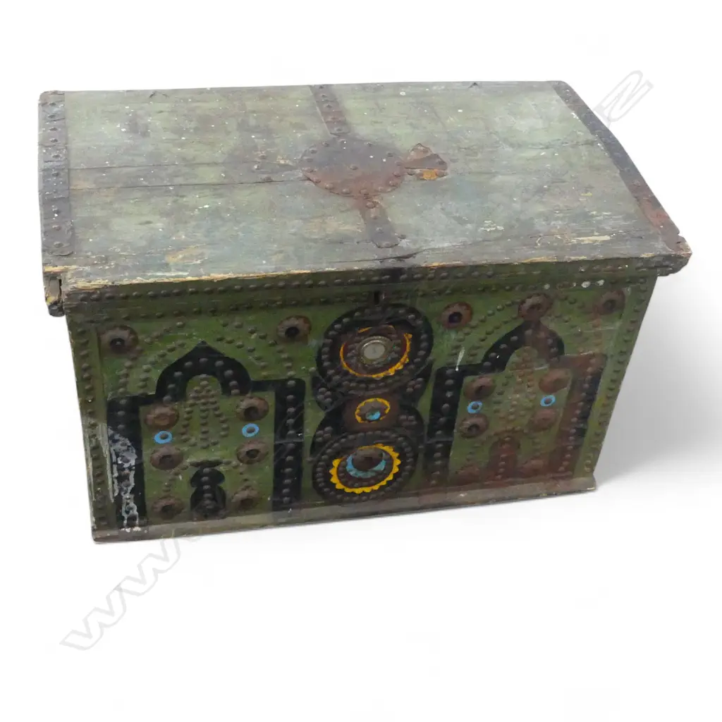 RUSTIC PAINTED CHEST 840x490x490mm Image 1++