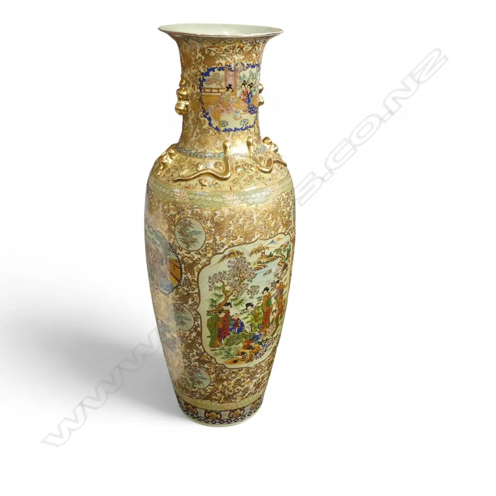 A ORIENTAL SATSUMA OR SATSUMA STYLE GILT PAINTED FLOOR VASE DEPICTING GEISHA AND PEACOCKS 1360MM (H) Image 1++