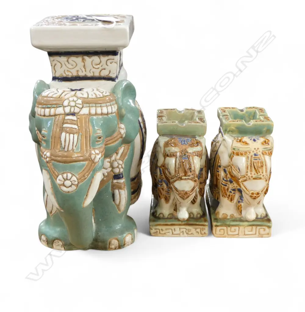 3 ELEPHANTS; PR + ANOTHER H.250mm Image 1++