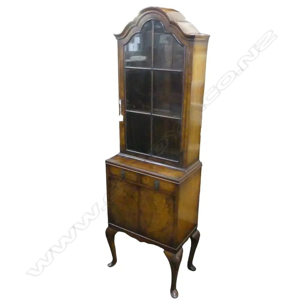 WALNUT DISPLAY CABINET (SPLITS INTO 2 PARTS) 515x310x1575mm Image 1++